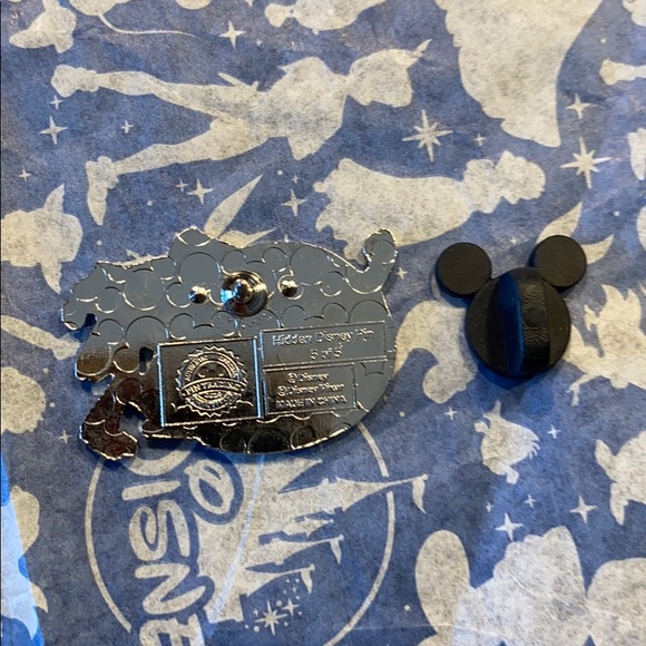 Disney a Bug’s Life Hopper Pin - Picture 2 of 2